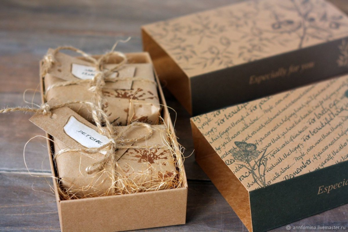Подарочная коробка крафт