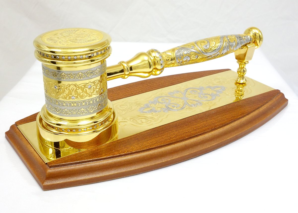 Фемида статуя